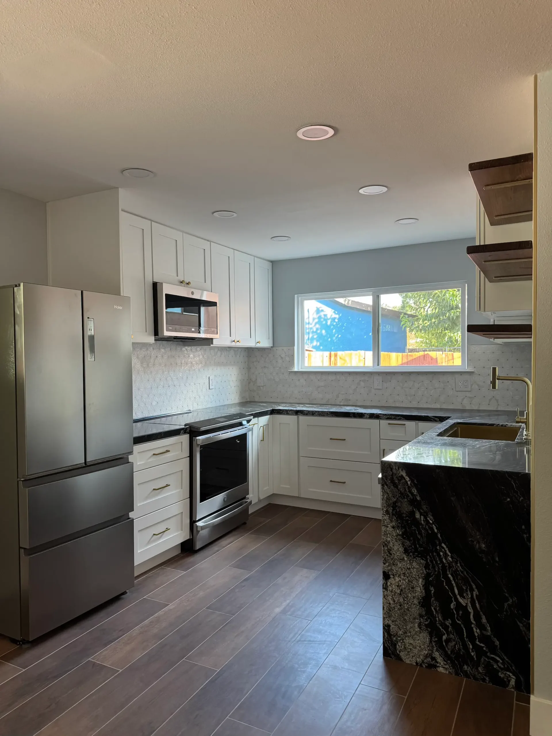 Kitchen Remodeling Service